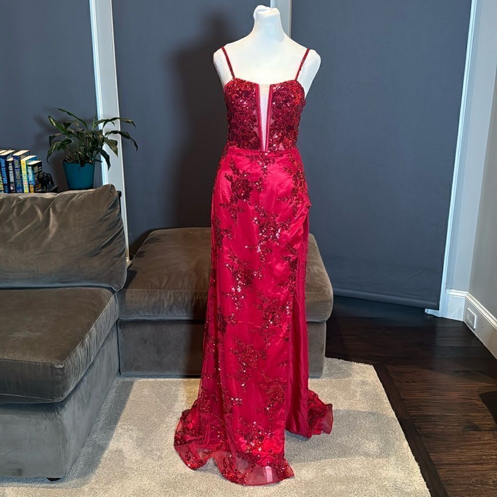 Women’s Red Mermaid Fit Prom Party Dress Sparkly Sequins LaceUpBack Size 2 *READ